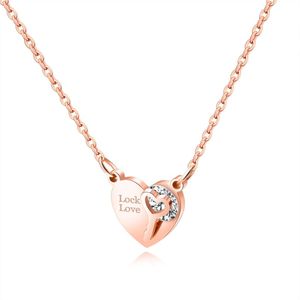 Enkel Lås Kärlek Halsband K Rose Gold Heart Drill Diamant Key Romantisk Unik Designer Smycken För Kvinnor Engagemang Hänge Halsband Present
