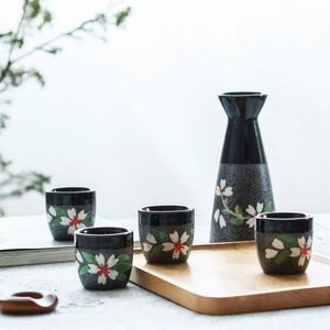 çay bardakları kesme toptan satış-200 ml Japon Tarzı Şarap Kadehi Kiraz Çiçekleri Sake Pot Şişe Flagon Likör Bardakları Adet Set Seramik Kalça Şişesi Kupa