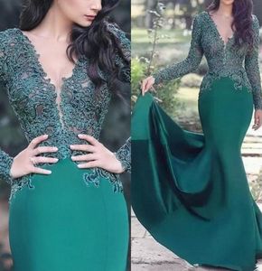 Arabiska Emerald Green Lace Mermaid Evening Klänningar Sheer Långärmade Satin Applique Ruched Long Formal Prom Party Gowns Robes de Soiree