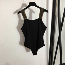 308 Milan Runway Primavera Verano Marca Mismo estilo Suéter Sin mangas Cuello redondo Rayas Negro Suéter de alta calidad para mujer meiyi