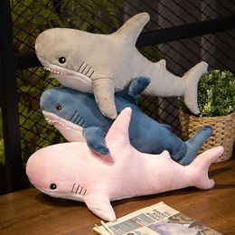 30cm lindo tiburón gigante de peluche de juguete suave Animal relleno almohada de lectura para niños cojín muñeca niños Kawaii regalo de cumpleaños al por mayor