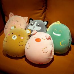 30 cm Gevulde Cartoon Dieren Handen Kussen met Gaten Winter Warm Ultra Zacht Varken Kat Kuiken Dino Plushie Kids Gift 240105