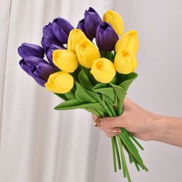 30 cm Tulip PU Flor artificial Bouquet Flores falsas para decoración de la boda Partido de primavera DIY Home Garden Suministros