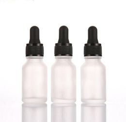 Bouteilles à bouchon à vis noir de 30 ml, transparentes givrées pour emballage cosmétique liquide d'origine avec compte-gouttes en verre, caoutchouc givré transparent Top8590320