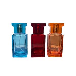 Bouteille de parfum en verre 30 ml vide plat carré pompe de pulvérisation de brouillard coloré échantillon d'emballage cosmétique portable flacons d'atomiseur rechargeables