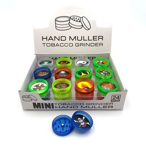 30 mm 2-delige mini-kruidenmolen roken Accessoire 24ps/partij 2 lagen harde plastic acryl tabakslijsten Muller Spice Crusher met stickers