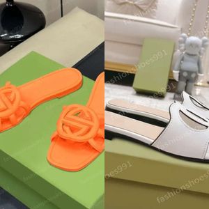 30off ~ Sandales de créateurs femmes pantoufles sandales Sandale Sandale Flatform Sliders Chaussures de bas de basculement