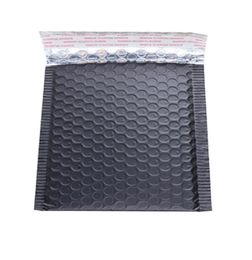 30 pièces 15x18 cm noir enveloppe rembourrée métallique bulle Mailer papier d'aluminium cadeau sac emballage pochette d'emballage bag6867376