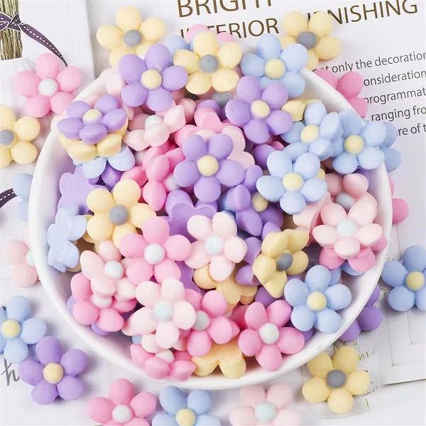 30 pièces 18mm mélange de couleurs claires composants en résine fleurs à cinq pétales cabochon à dos plat accessoires d'embellissement bricolage artisanat Scrapbooking294N