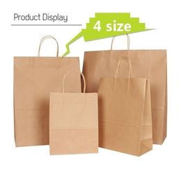 30 stks / partij 4 Size Kraft papieren zak met handvatten voor bruiloft modieuze kleding geschenken multifunctionele groothandel 210724