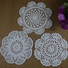 30PCS / LOT entier 100% coton dentelle fait à la main Crochet Napperons tasse tapis 13 couleur Napperon Rond 18-20cm ab3h622006