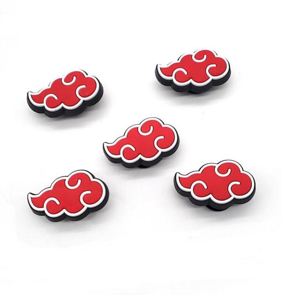 30pcs Red Cloud Anime Charms PVC Charme de chaussures Boutons Boutons Pins Accessoires 2610050
