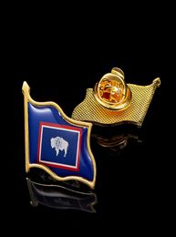 30pcs USA State Wyoming National Flag Craft Epoxy Gold plaqué Pin Badgebrooch pour les accessoires officiels 3095475