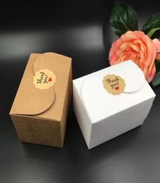 30pcslot boîte à gâteaux en papier kraft naturel boîte d'emballage cadeau de fête boîte d'emballage de biscuitscandynuts boîte d'emballage de haute qualité 90x60x60mm 3 jllG8605583
