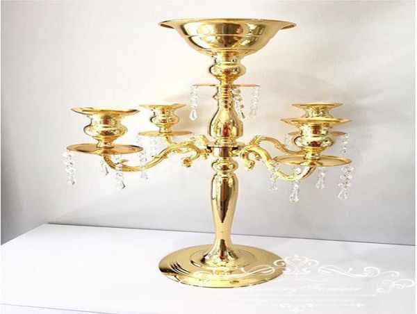 30quot Brazo de oro alto Candelabra Candelabra Candelabra Candelabra con cristales colgantes Votive Candle Centro de bodas Centro de bodas7473024