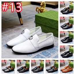 30style NOUVELLES chaussures luxueuses Brogue pour hommes Chaussures habillées de créateurs Slip on Point