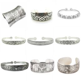 30Style Vintage Gypsy Armbanden Etnische Zinklegering Boho Sieraden Antieke Zilveren Kleur Gesneden Verklaring Breedte Manchet Armbanden voor Vrouwen Q0719