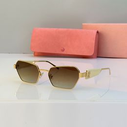 Miui – lunettes de soleil rectangulaires pour femmes, breloque de styliste Unique, nouveau Style européen et américain, tendance moderne, 316