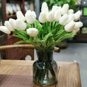 31 pièces/lot tulipes fleurs artificielles PU Real Touch Bouquet artificiel fausses fleurs pour la décoration de mariage décoration de maison Garen 240322