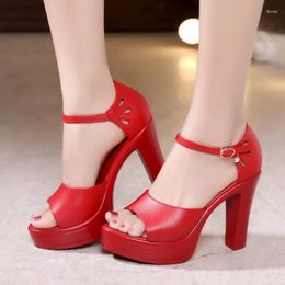 Sandales rouges en cuir taille 32 à 43, chaussures de mariage pour mariée, élégantes, talons hauts bloc, pour fête au bureau, été 2023, 5 5