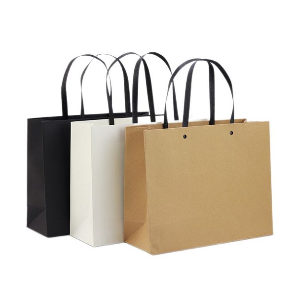 32x25x11 cm Papel Kraft Bolsa de envoltura de ropa Asas duraderas Festival Bolso de compras de alta calidad Bolsas de embalaje de regalo de boda de cumpleaños Logotipo personalizable HY0440