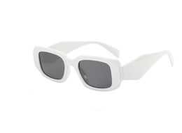 330 Gafas de sol de diseñador Gafas Goggle Goggle Beach Sun Gafas para hombre Mezcla Mezcla Opcional Hambre y colores físicos
