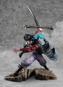 34cm één stuk anime figuur dracule mihawk figuur santoryu ver. PVC Action Figure Toys Hawk-Eyes Max Collectible Model Doll Gift X0526