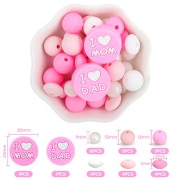 34pcSet Silicone Beads I Love Maman et papa Round Chew Perles Set Food Grade pour les bijoux Faire des accessoires de chaîne de sucette bricolage 240422