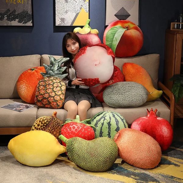 35 55 cm Fruits réalistes Simulation de jouets en peluche Pomme pastèque Mlemon Lycoue Ango Strawberry Pineapple Durian Pleed Pillow 231227