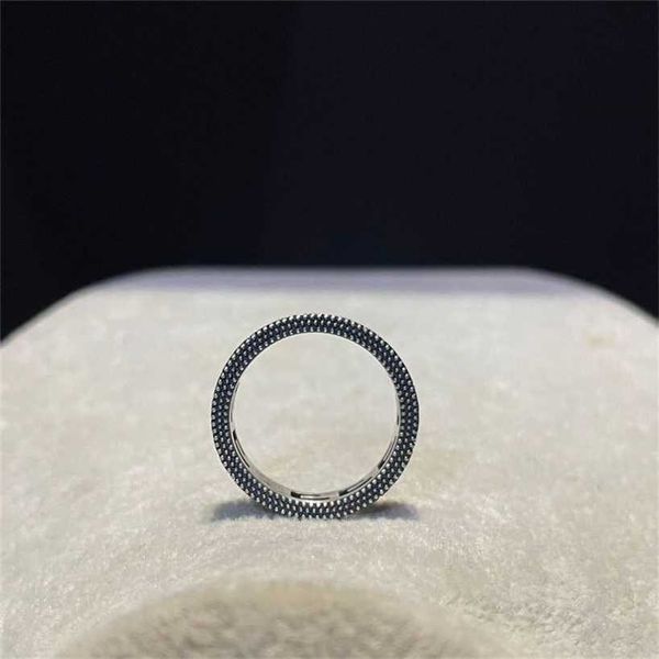 35% de descuento en Gu Square Hollow out Patrón en relieve hecho de anillo de plata vieja para hombres y mujeres