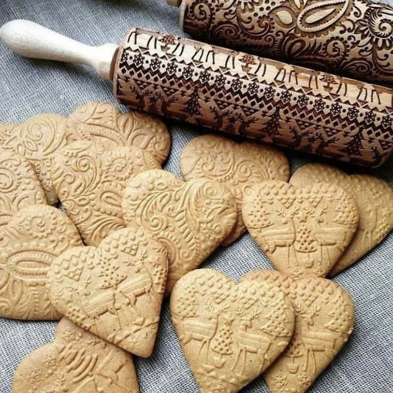 35CM Christmas Embossed Rolling Pin Wood Carved Cookies Biscuit Fondant Dough Baking Engraved Printed Roller Holiday Giftsfor wood carved pastry tool