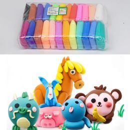 36 Color Super Light Argile Air Dry Polymer Modélisation avec 3 outils Soft Creative Educational Slime Toys for Kids Gifts 240418