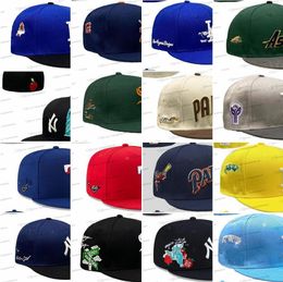 36 couleurs Chapeaux ajustés de baseball pour hommes Classique Bleu Royal Couleur Rouge Angeles " Hip Hop Chicago Sport Casquettes Coeurs Fermés Chapeau Stitch Heart A's vert Love Hustle Ma17-01