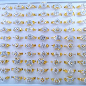 36 / PCS NOUVEAU GOLD DIAMOND BANG RING CHAMPEMENT Tempérament Love Flower Flowerfly Girls 'Index Anneau Gift Jewelry Bijoux en gros