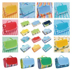 36Colors 145 * 180 cm Outdoor Carparts Sport Picknick Camping Pads Draagbare Opvouwbare Mat Strand Matten Oxford Doek Sleeping Carpet Casual Cartoon Gedrukt T10I67