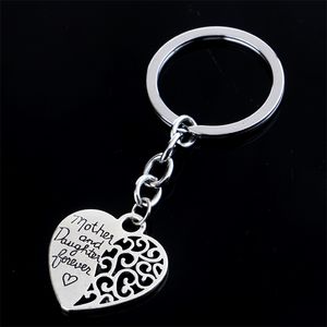 36pc moeder en dochter Forever Half Hollow Heart hanger Charm Keyrings Keychains Family Mom Daughter Christmas Gifts Sieraden 201006