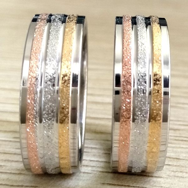 36 unids Unique Frosted GOLD SILVER ROSE-GOLD banda Anillo de acero inoxidable Comfort Fit Arena Superficie Hombres Mujeres 8 MM Anillo de bodas Joyería al por mayor