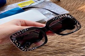 3862 POPULAIRE Women Fashion Sunglasses Square Summer Style Full Frame Top Kwaliteit UV400 Bescherming 0083S Zonnebril Mixed Color COM3094586