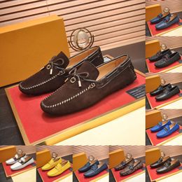 38model Zapatos planos de diseñador para hombres Marcas de alta calidad Zapatos cómodos para hombres Zapatos de conducción casuales Tallas grandes 46 Slip on Boat Business Zapatos de navegación plateados