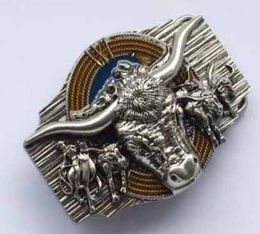 3D Bull Head Gun Dawing Color Belt Buckle SWBY856 Convient à 4 cm Wideth Celt avec stock continu9977279