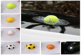 Calcomanías de autos 3D de béisbol tenis de fútbol calcomanía de crack calcomanías de personalidad creativa del parabrisas trasero ventana de ventana inicio YSY5843763
