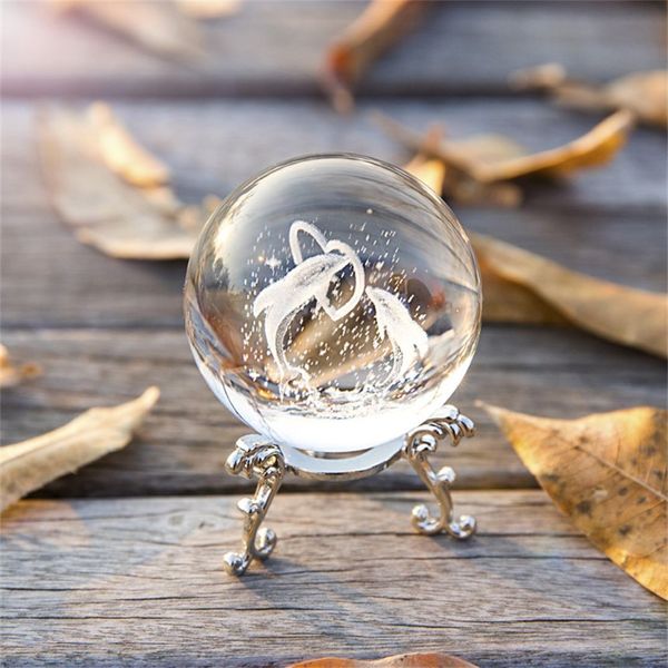 Boule de cristal de dauphin 3D, artisanat, cadeaux, Figurine 60mm, modèle de sphère de marsouin gravé au Laser pour enfants, anniversaire, noël 353B