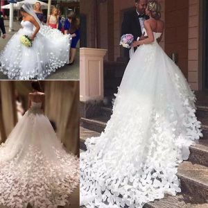 3D bloemenapplique Ballgown Trouwjurken Bridal Jurk Sweetheart Neckline Chapel Train Tule Custom Made Plus Size Vestidos de Novia 2022 Designer