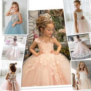 3D Floral Applique Fleur Filles Robes 2022 Bretelles Croisées Dos Nu Communion Robes De Fête Puffy Tulle Anniversaire Robe De Bal Filles Pageant Robe MC2300-2309