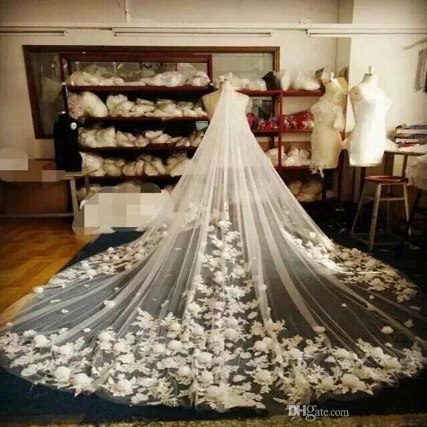 3D Floral Voiles De Mariée 3M Cathédrale Longueur Long Blanc Ivoire Champagne Voiles De Mariage avec Peignes Tulle Et Dentelle Appliques 2020 New Hot