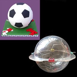 3D Football Moule Football Chocolat Moule Bonbons Pâte À Sucre Gâteau Décoration Outils Pour La Maison Cuisson Gâteau Moule Cuisine Accessoires H811 210225