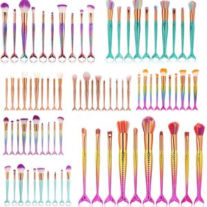 Pinceau de maquillage de mélange de forme de queue de sirène 3D 10pcs / set Fond de teint Pinceau cosmétique Fil Cosmétique Make Up Flat Mermaid Rainbow Brushes Set