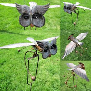 3D Metalen Uil Roterende Wind Spinner Gepersonaliseerde Metalen Windmolen Tuin Yard Stake Flying Eagle Craft Garden Yard Decoraties L230620