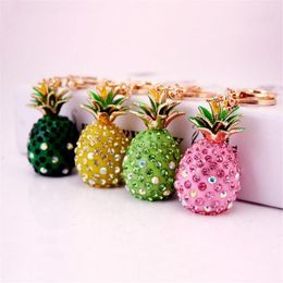 3d Ananas Forme Porte-clés Coloré Strass Alliage Fruits Pendentif En Métal Homard Fermoir Porte-clés De Mode Voiture Porte-clés Porte-clés 3pc310u