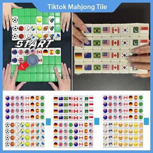 Puzzles 3D 64 blocs Tiktok Seaside Escape Mahjong Tile Game avec motif de joueurs de ballon de drapeau.